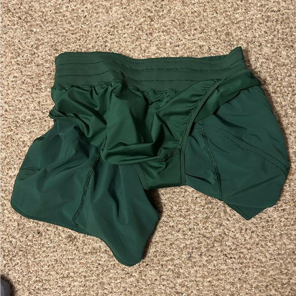 Lululemon track that shorts - Picture 10 of 11